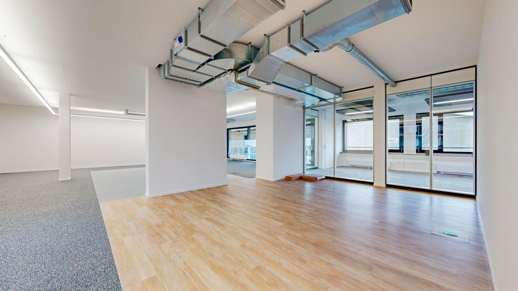 Bureau de 185m²