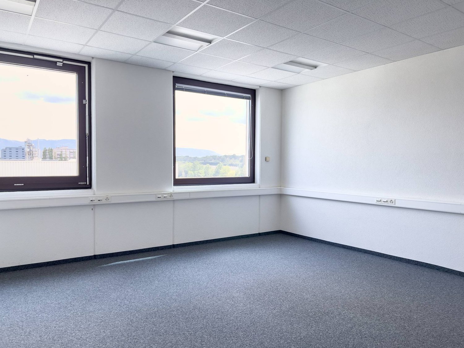 381m² office, photo 2 sur 5