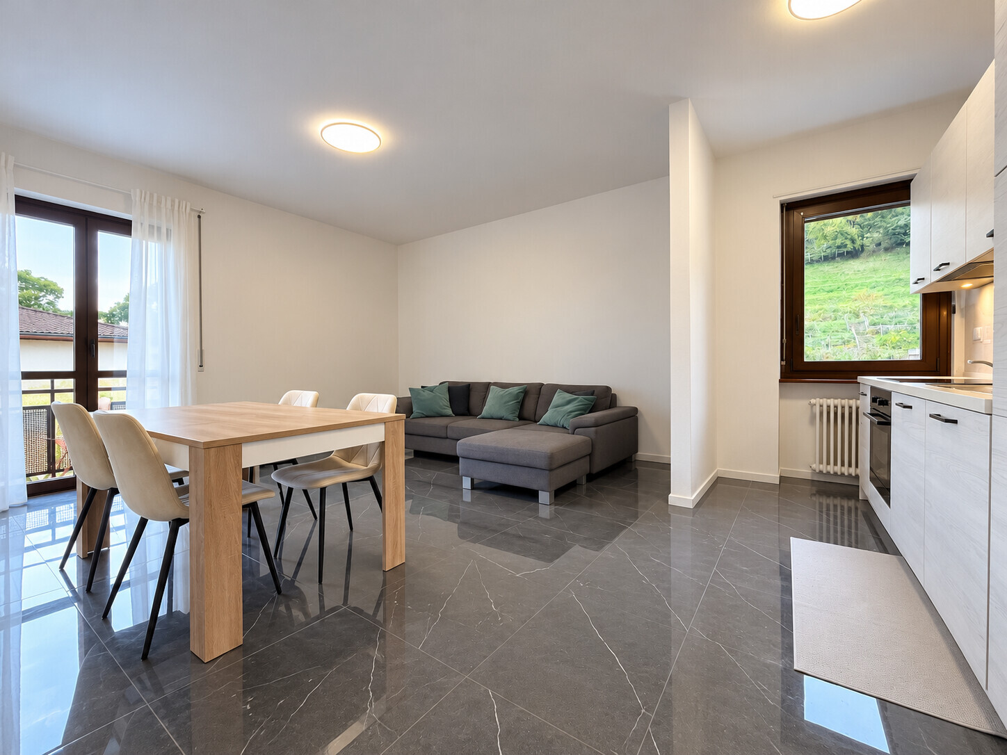 Appartement de 2 ½ pièces, photo 1 sur 10