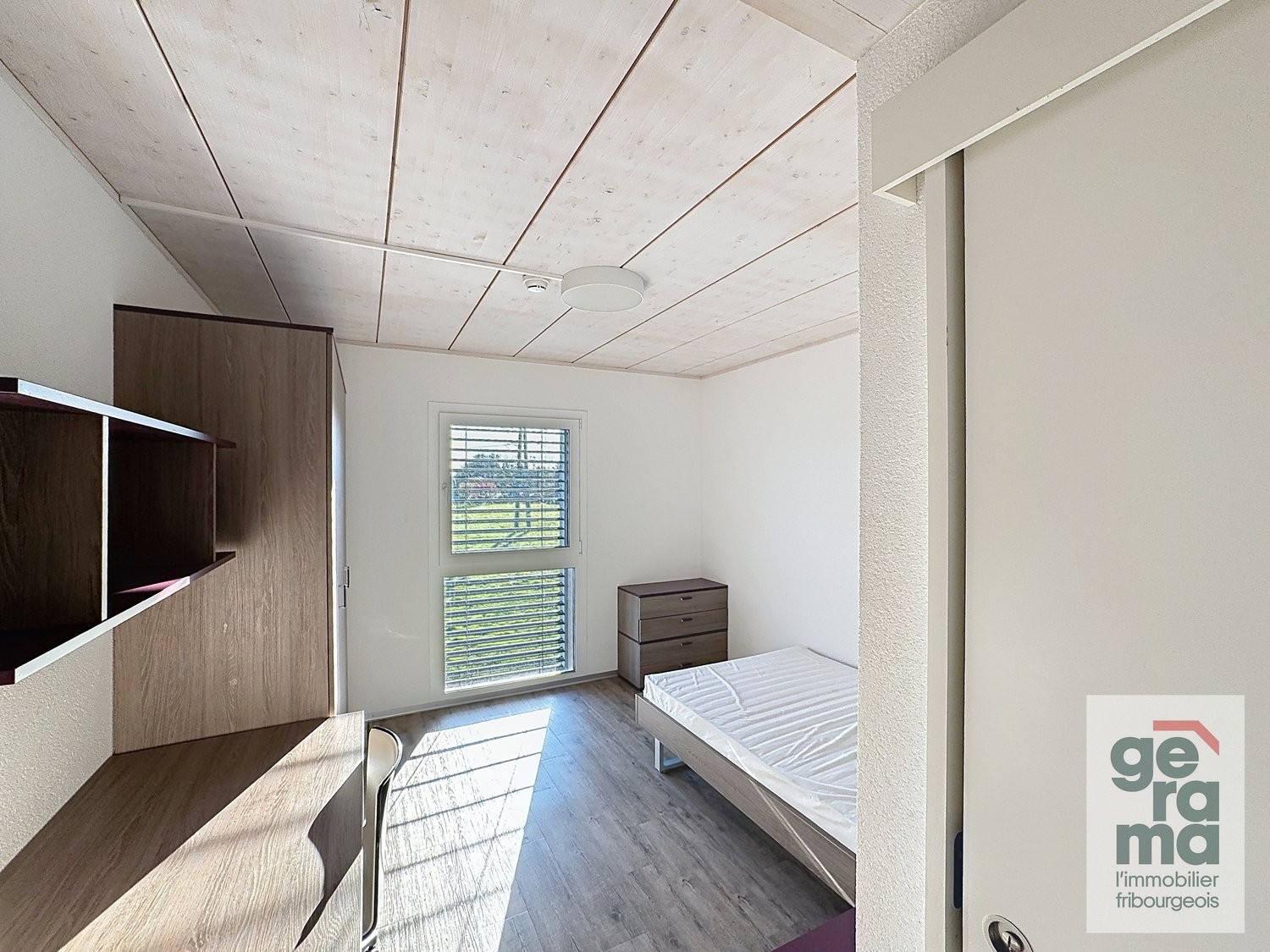 2 room apartment, photo 2 sur 6