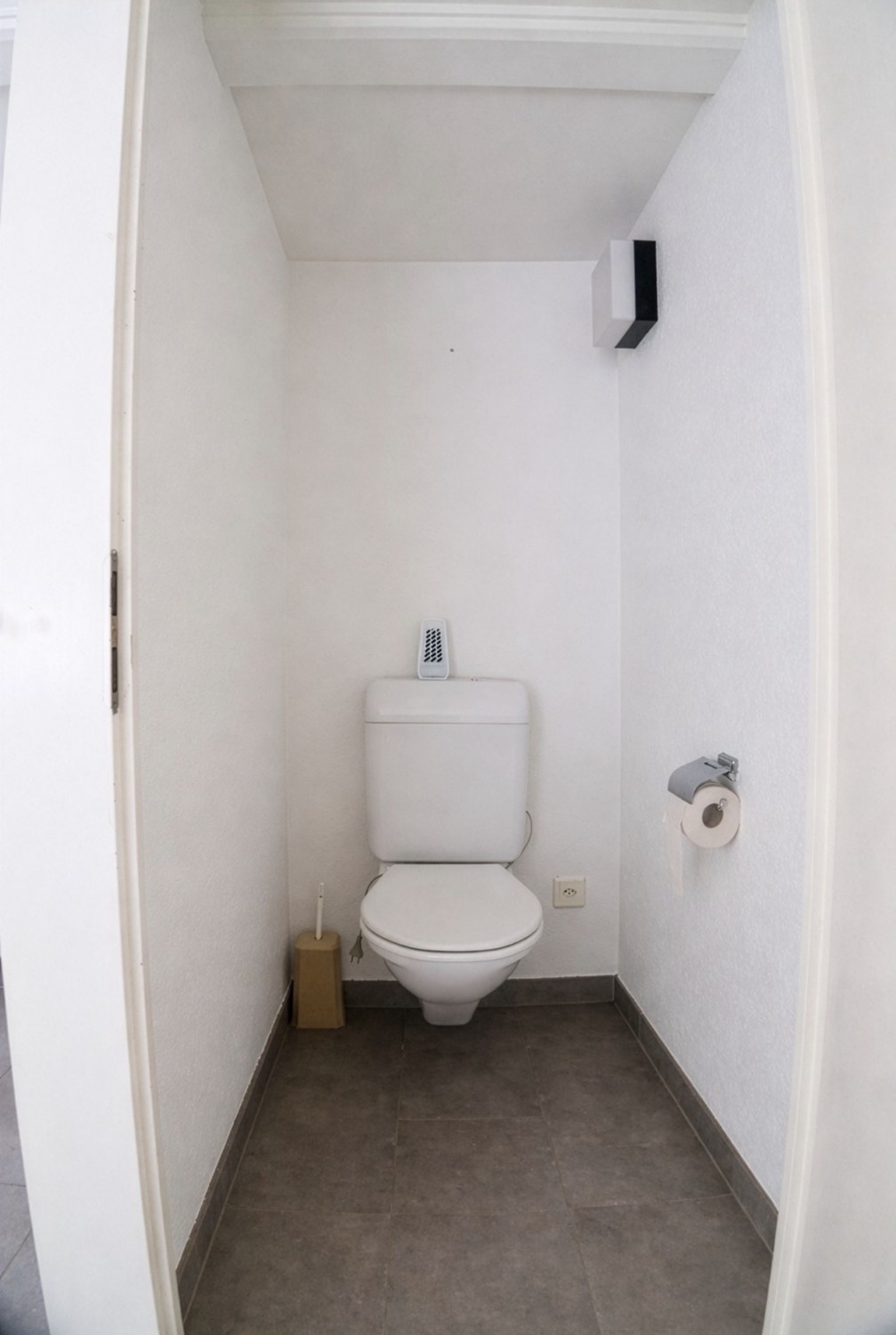 27m² commercial