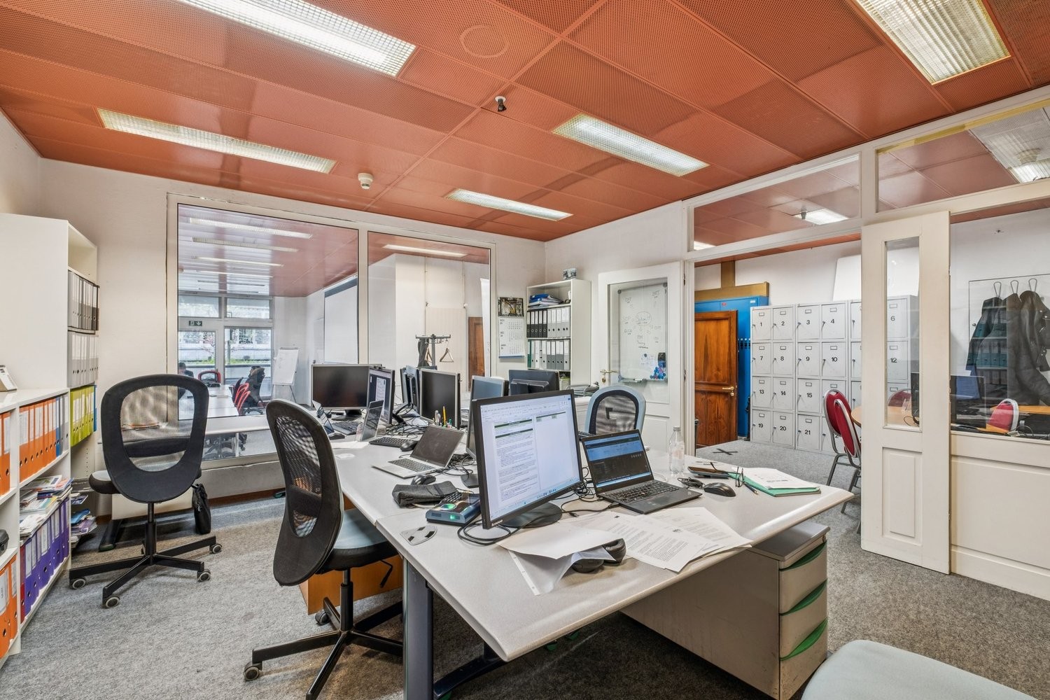 324m² office, photo 7 sur 10