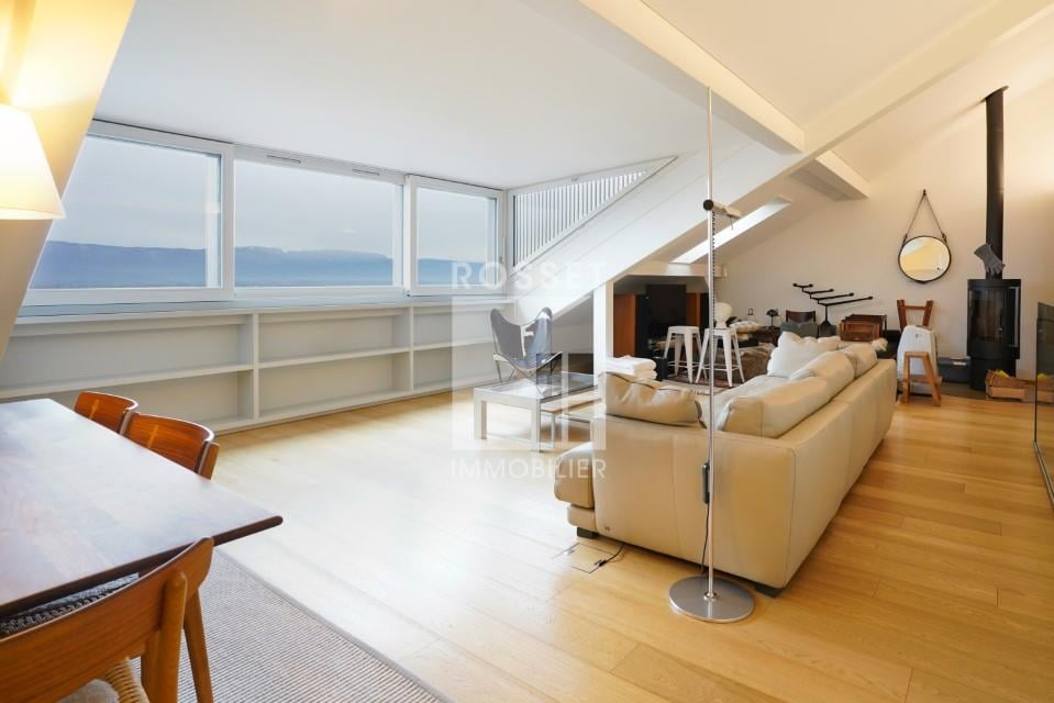 6 rooms apartment