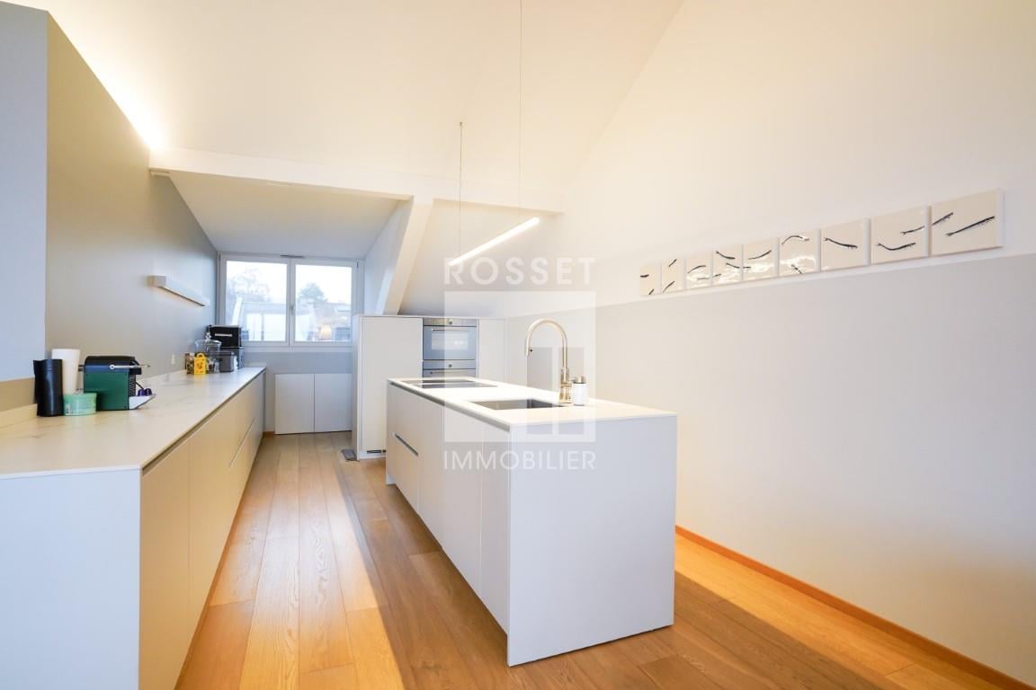 6 rooms apartment