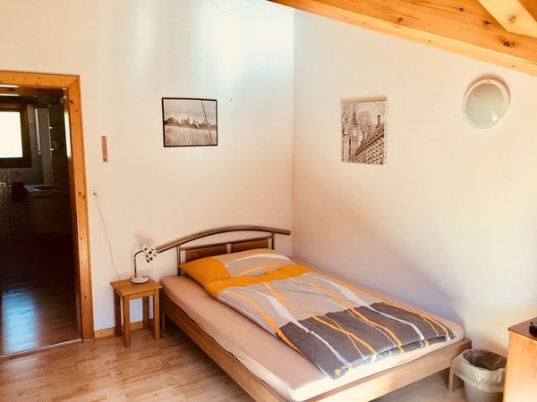 Chambre dans un appartement partagé