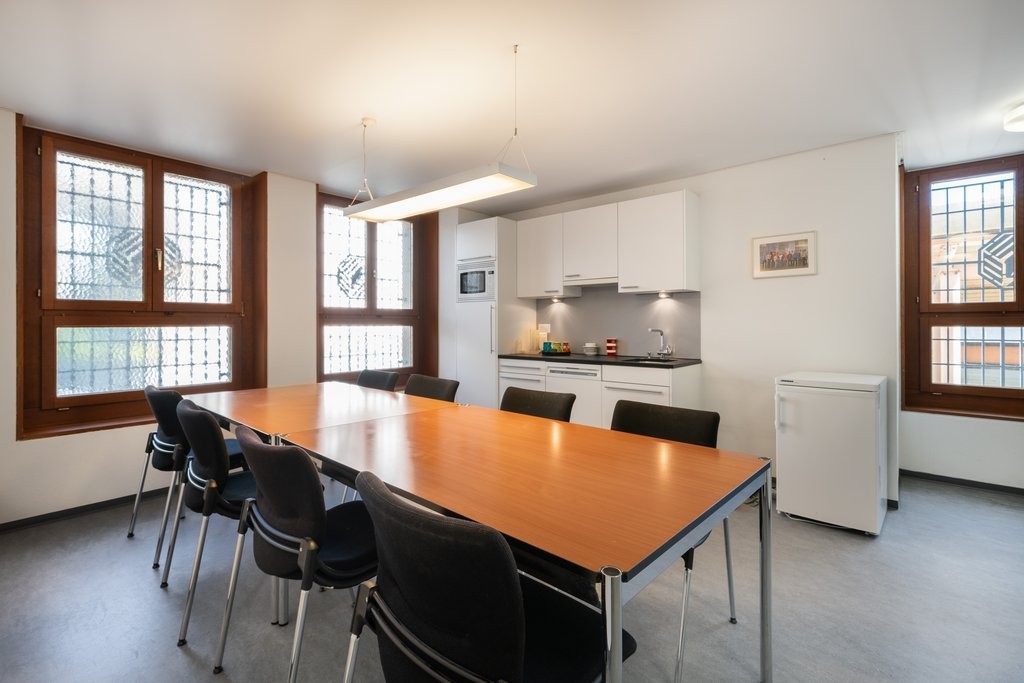 260m² bureau, photo 2 sur 10