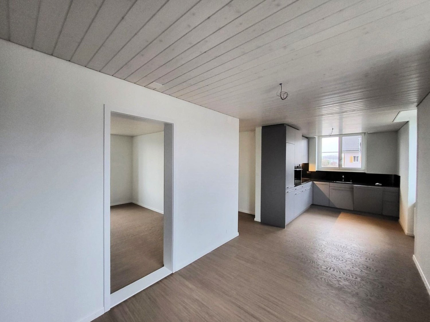 5 rooms apartment, photo 3 sur 10