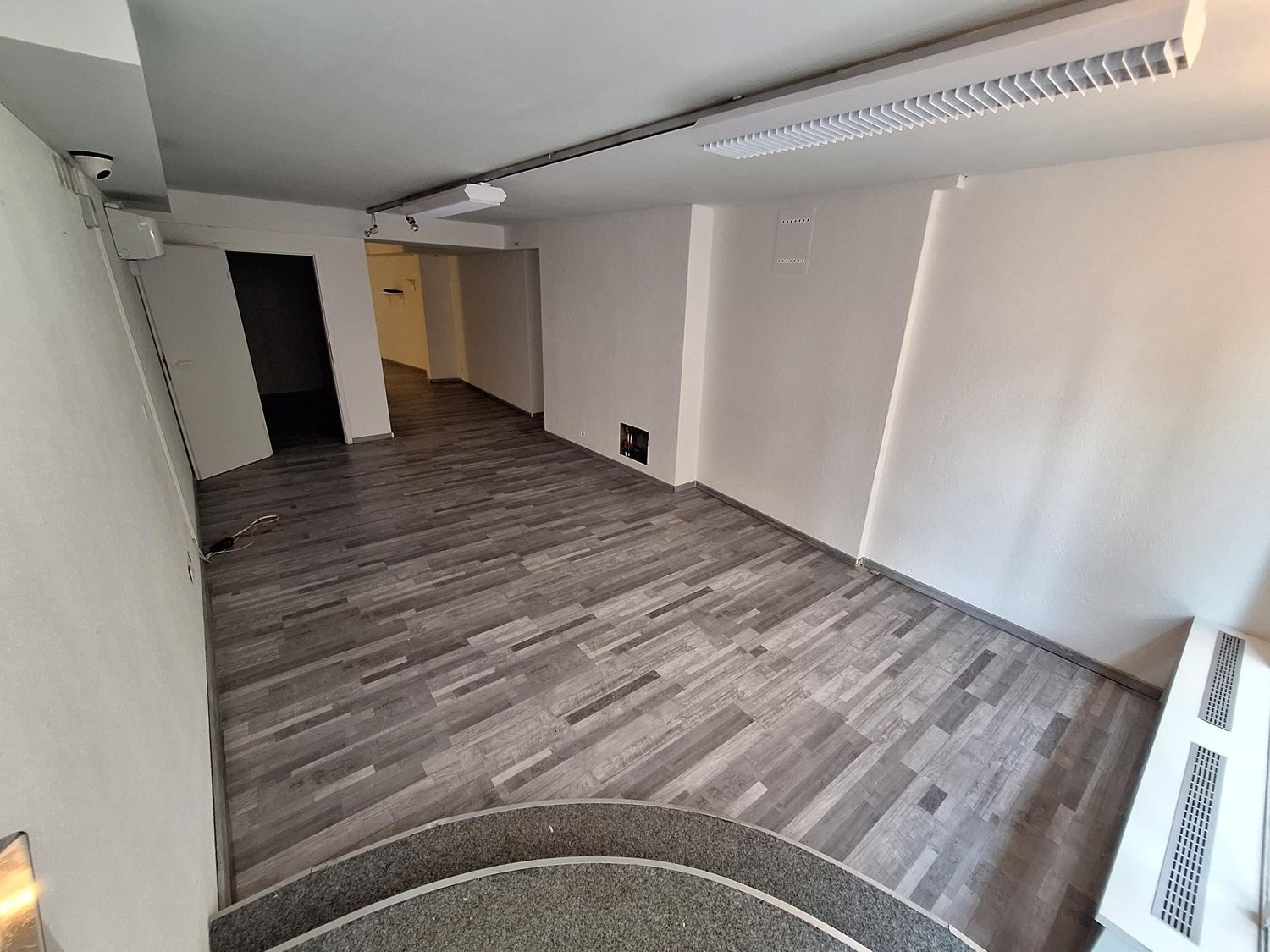 Magasin de 90m²
