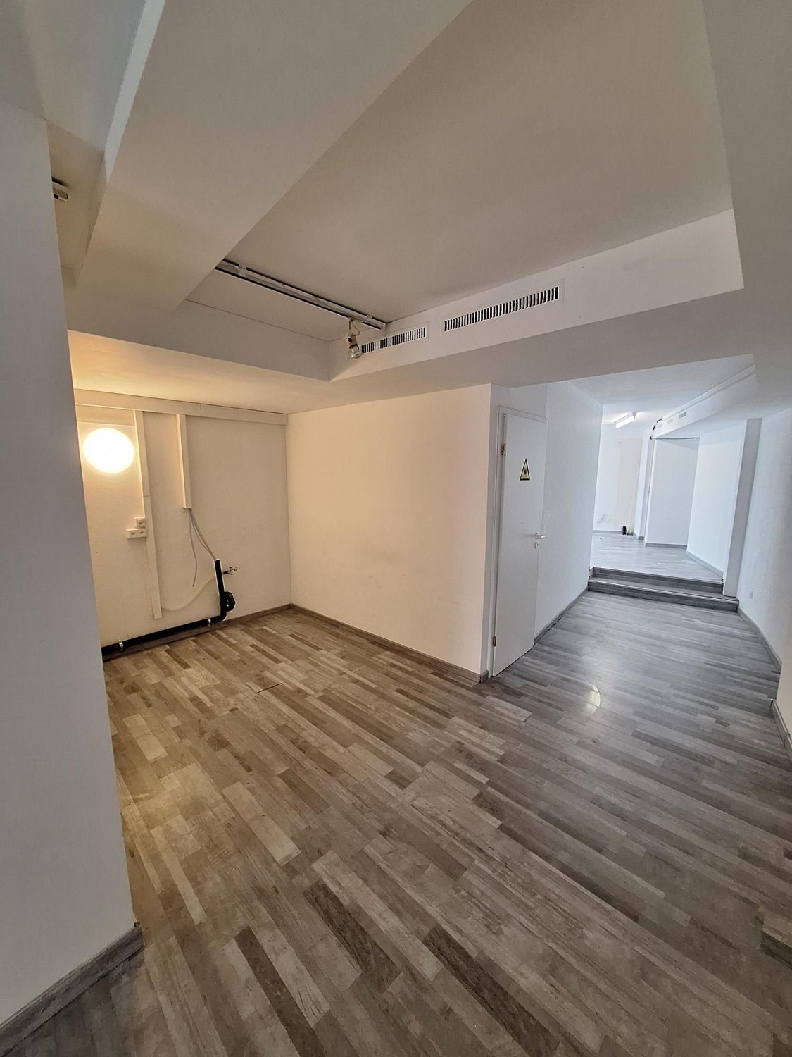 Magasin de 90m²