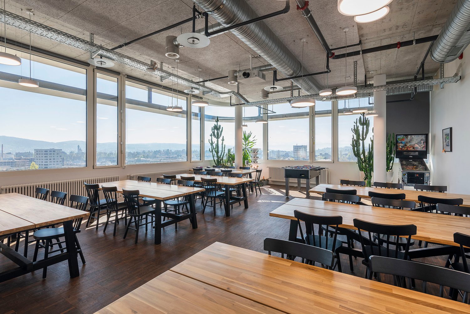 1058m² bureau