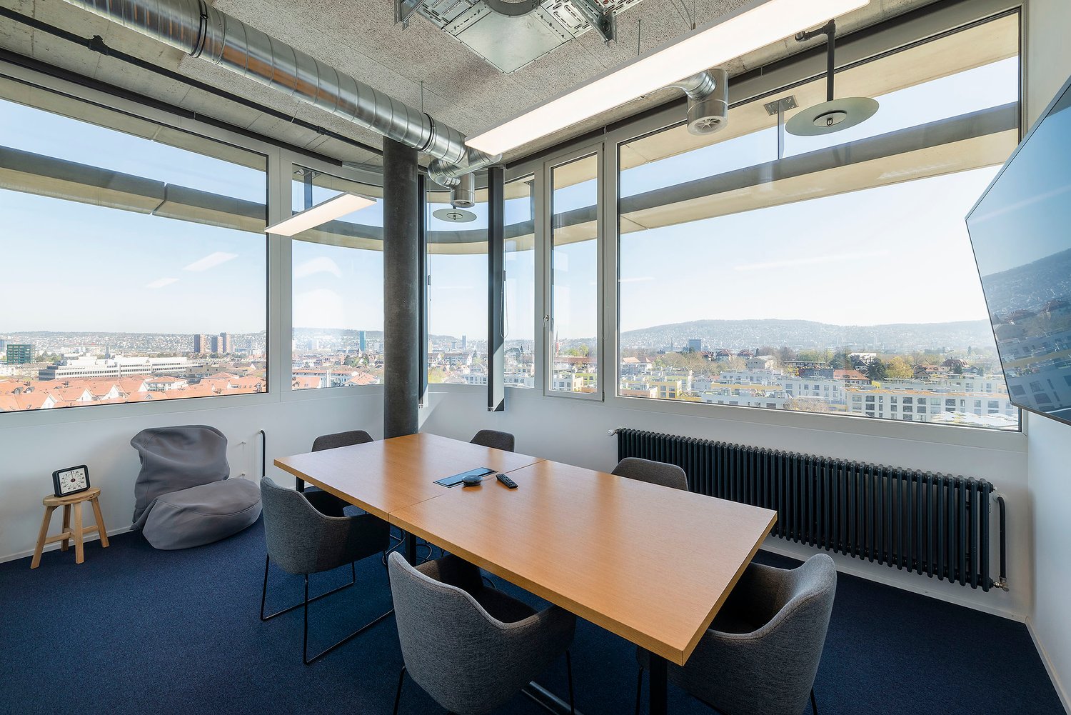 1058m² bureau