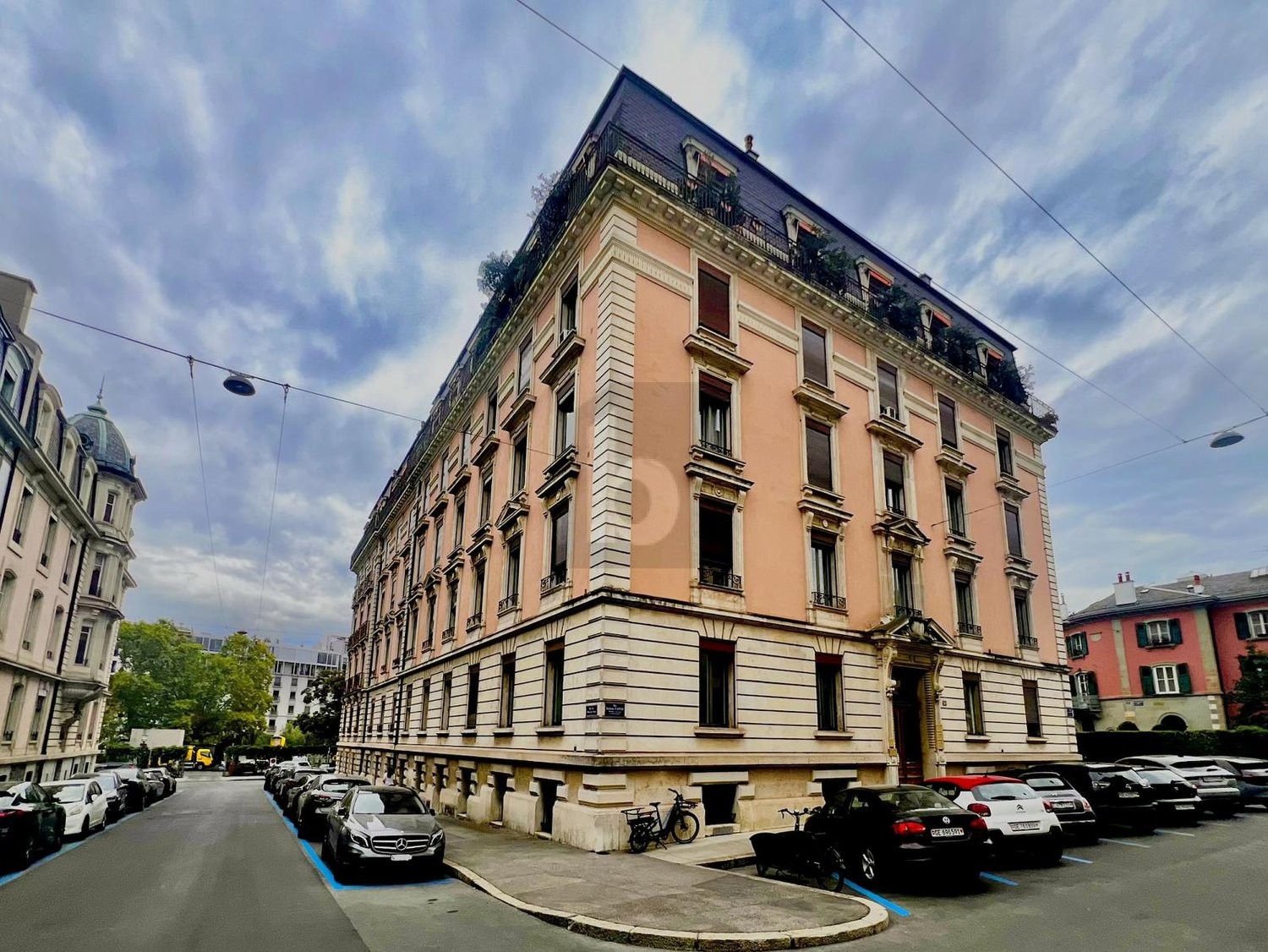 7 rooms apartment, photo 2 sur 4