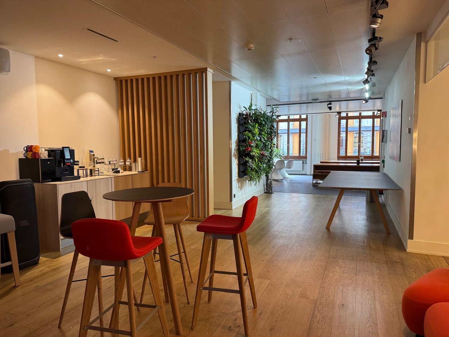 Office, photo 2 sur 10