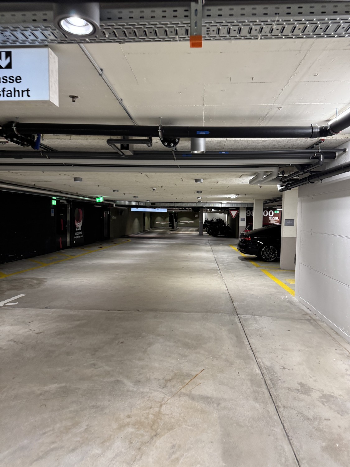 Place de parc souterrain
