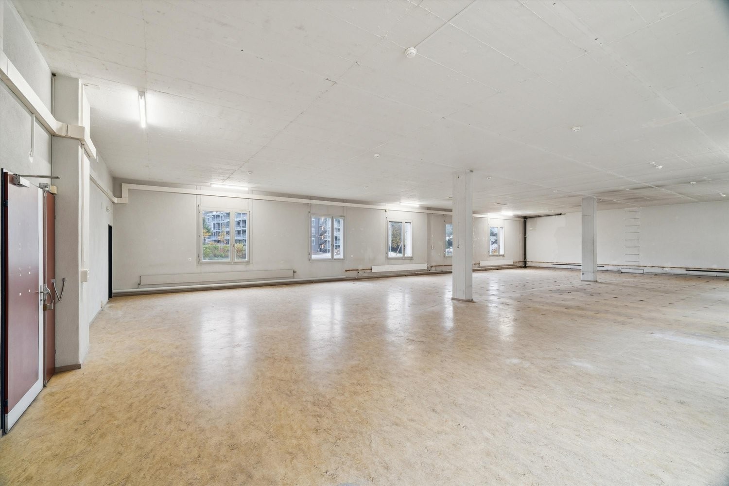 319m² commercial, photo 6 sur 8
