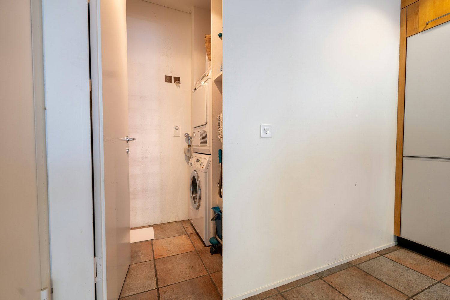 195m² bureau, photo 3 sur 10