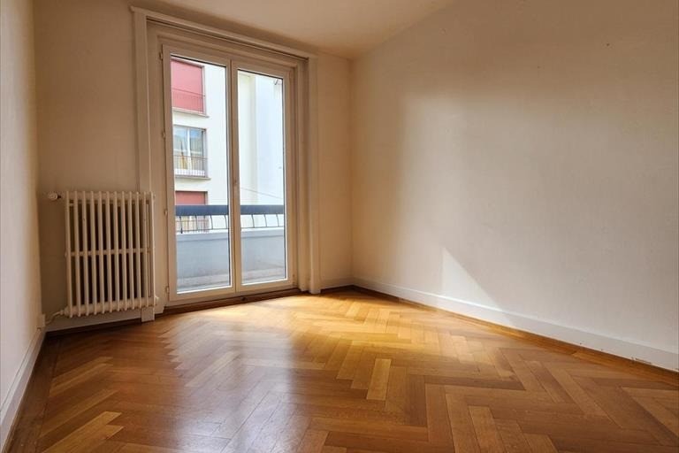 2 ½ rooms apartment, photo 2 sur 3