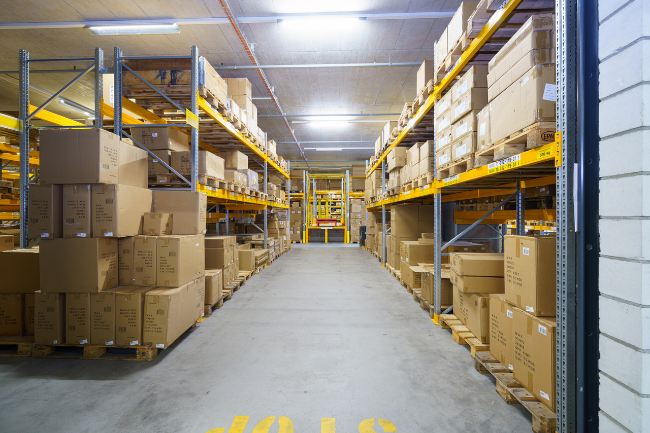 2940m² espace de stockage