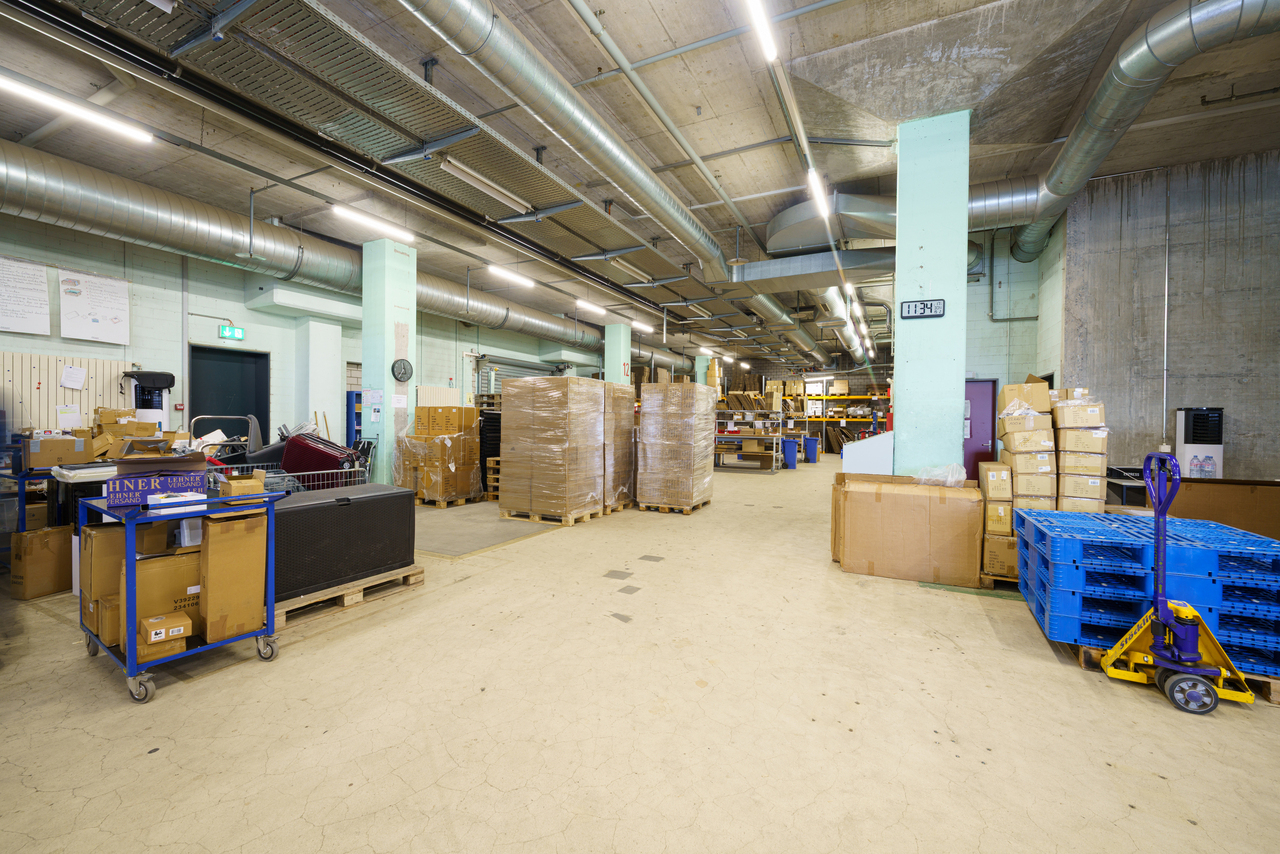 2940m² espace de stockage