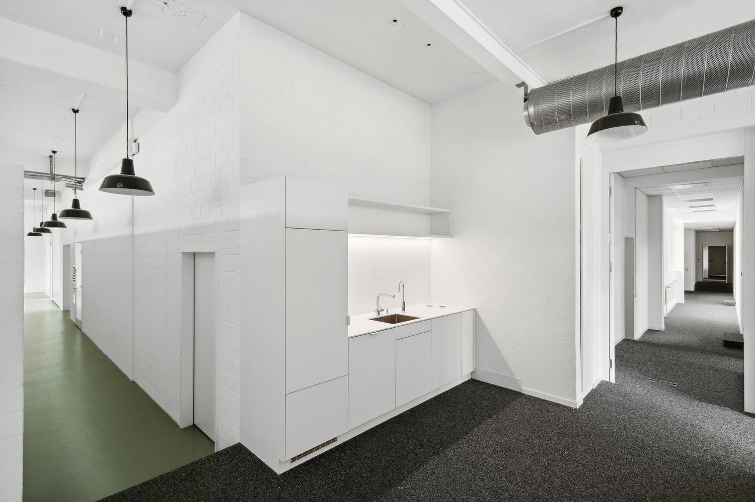 749m² commercial, photo 6 sur 7
