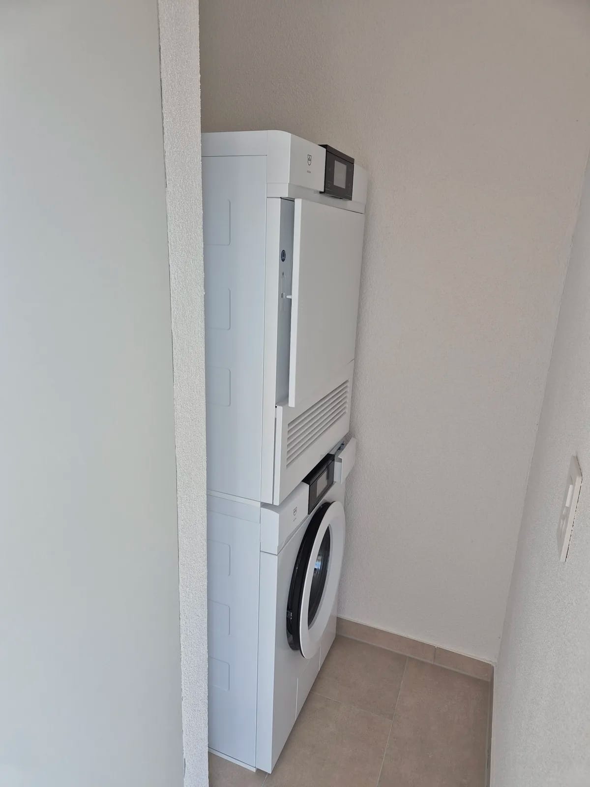 Appartement d'attique de 3 ½ pièces, photo 5 sur 8