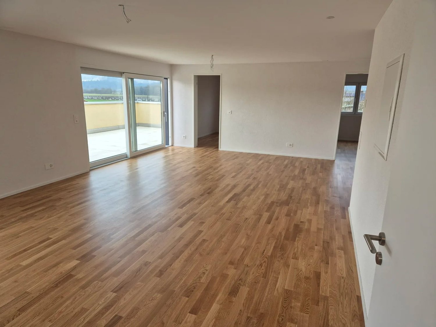 Appartement d'attique de 3 ½ pièces, photo 2 sur 8