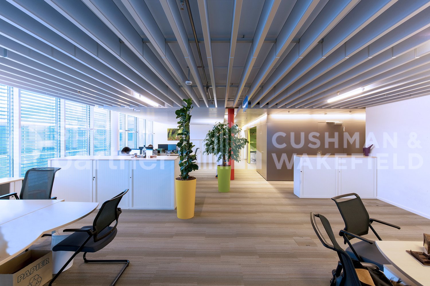700m² office, photo 3 sur 8