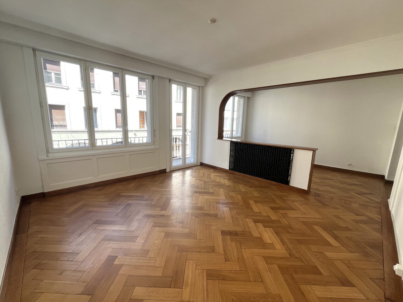 85m² commercial, photo 2 sur 8
