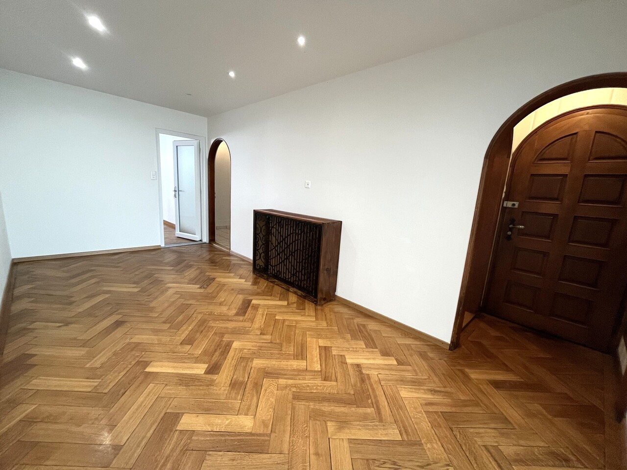 85m² commercial, photo 4 sur 8