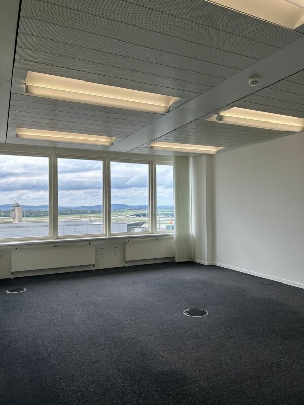 135m² bureau