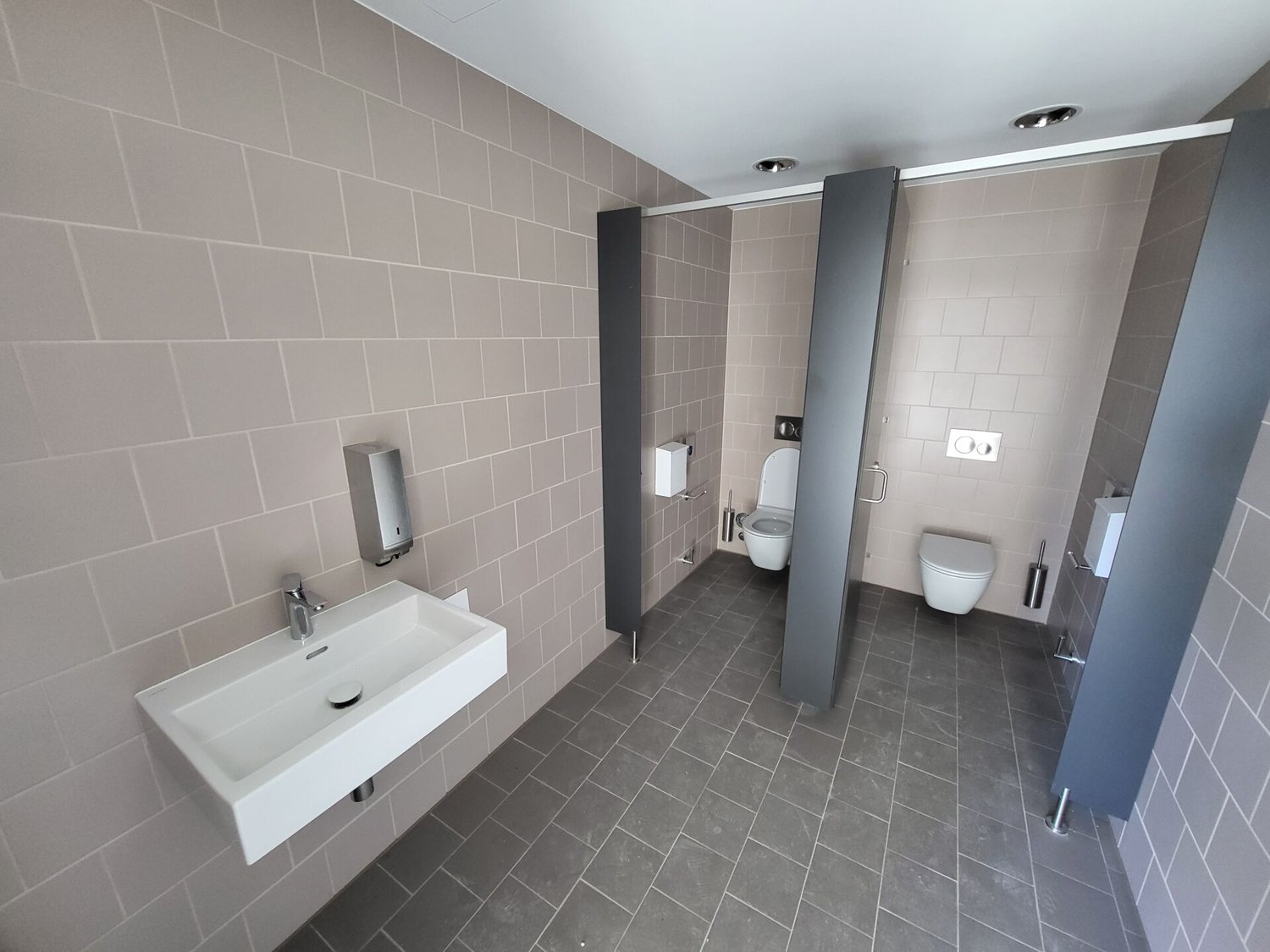172m² office, photo 3 sur 5