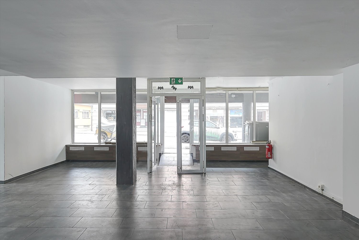 Commerce de 162m²