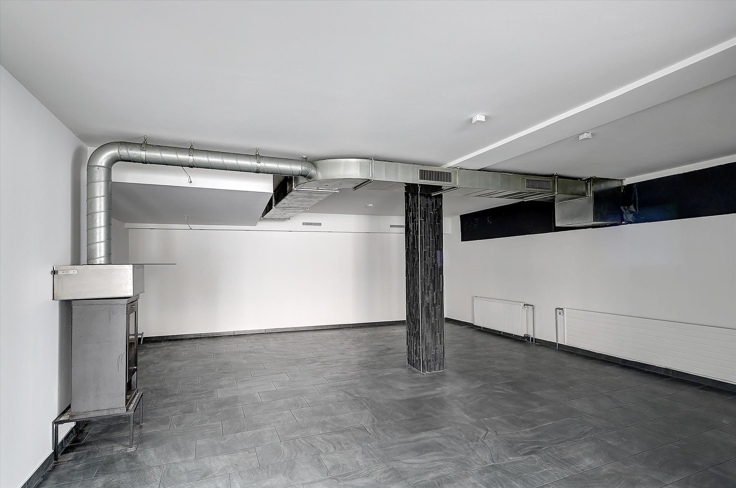 Commerce de 162m²