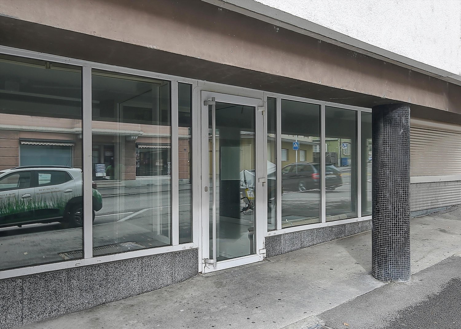 Commerce de 162m²