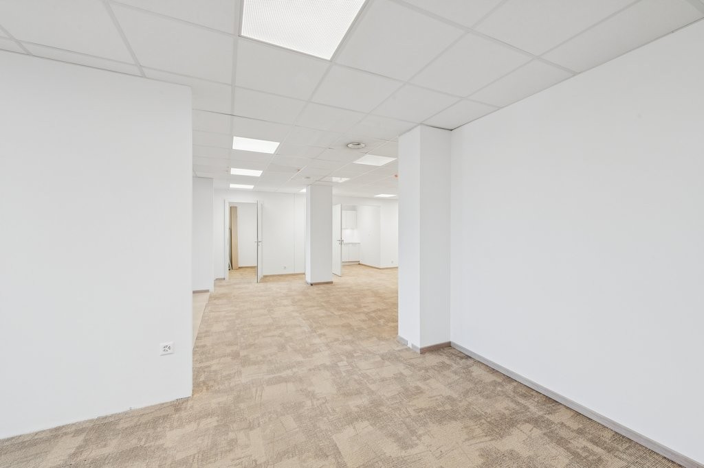 146m² office, photo 8 sur 10