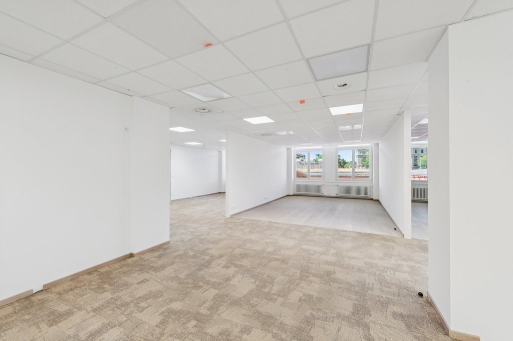 146m² office, photo 5 sur 10