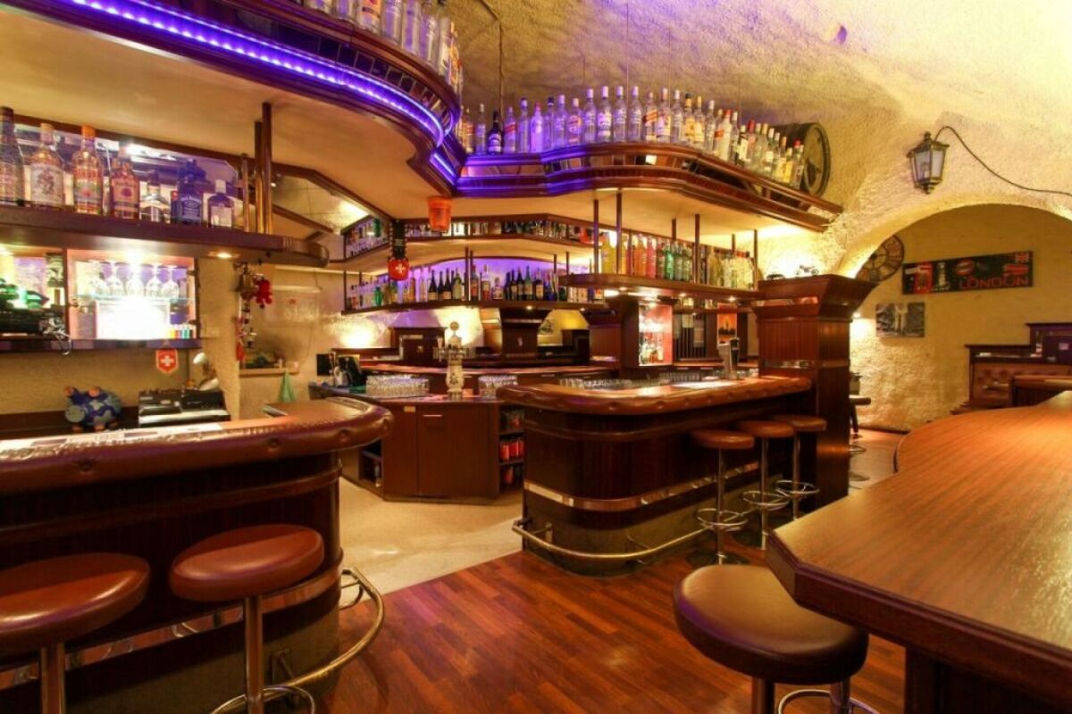 Pub, photo 3 sur 6