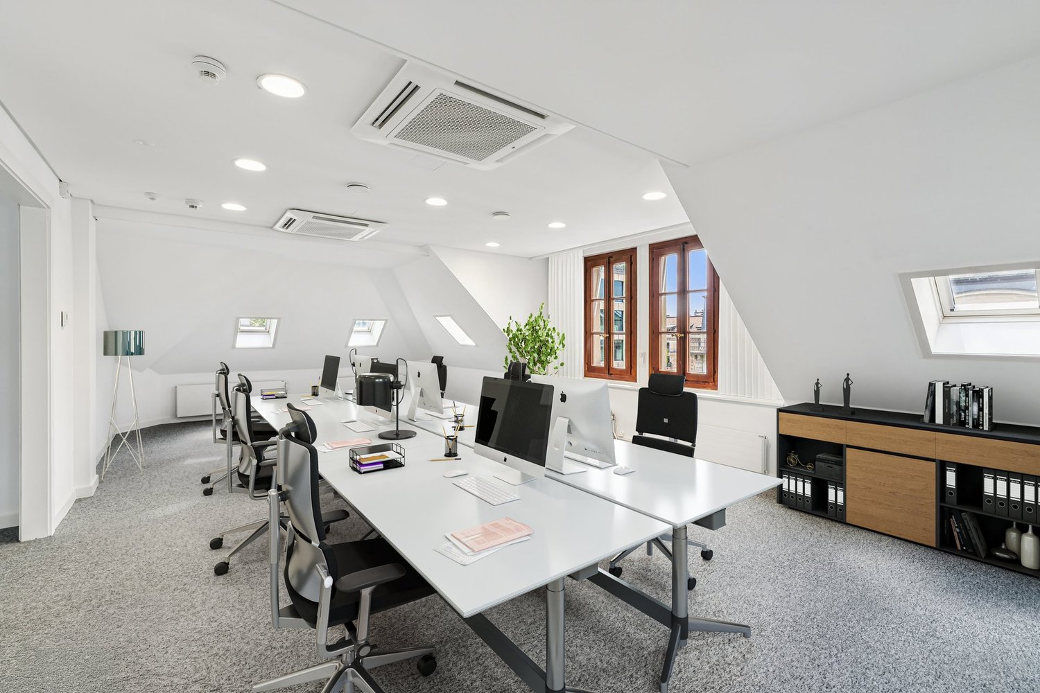 Office, photo 4 sur 10
