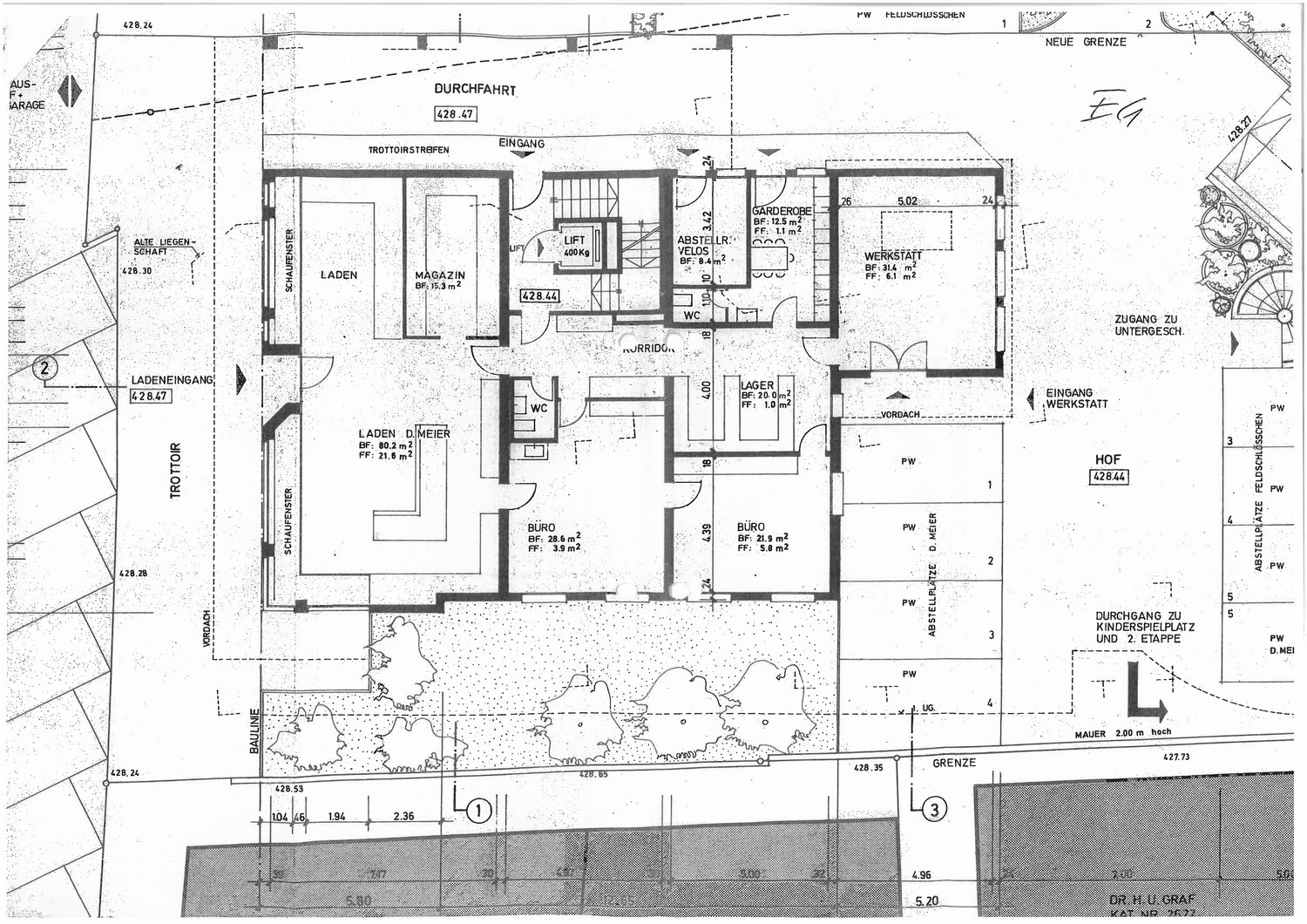 220m² commercial, photo 3 sur 3
