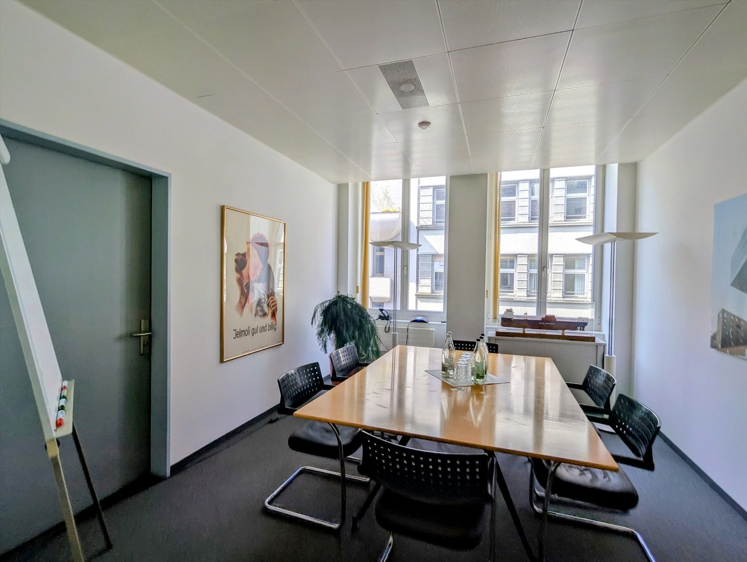 194m² bureau, photo 4 sur 6