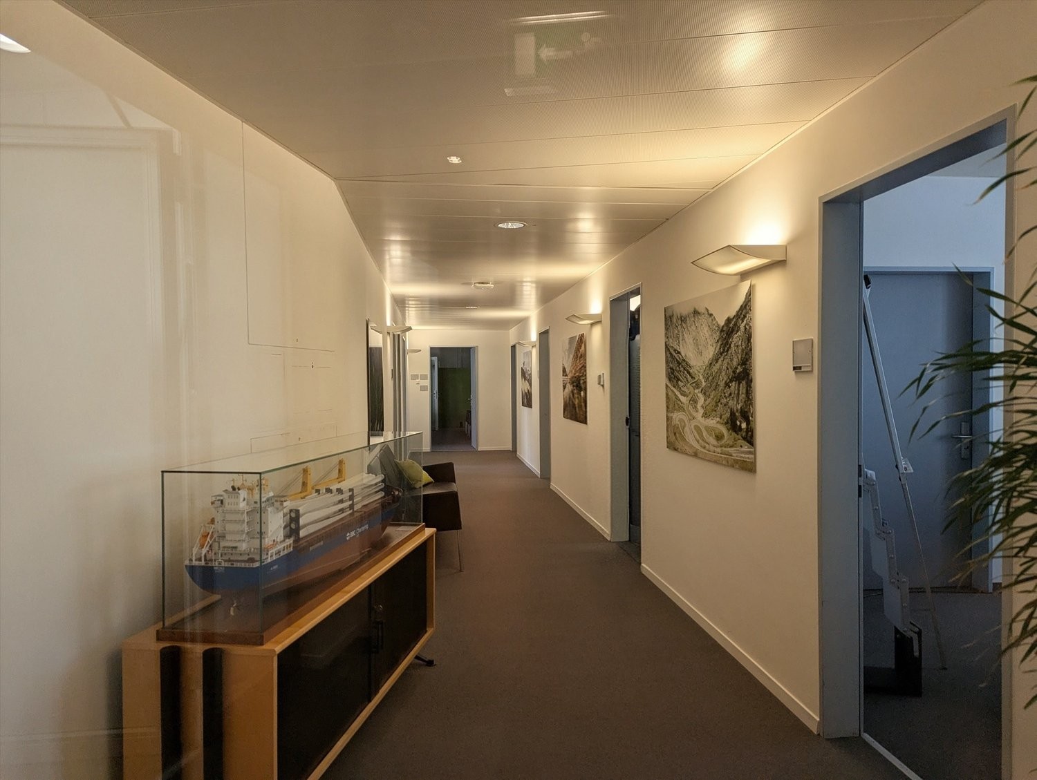 194m² bureau, photo 5 sur 6
