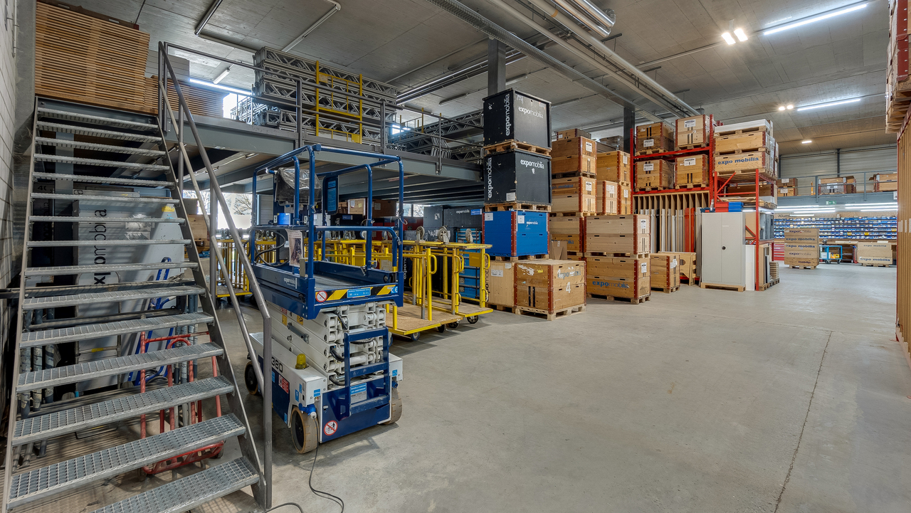 1000m² de local de stockage