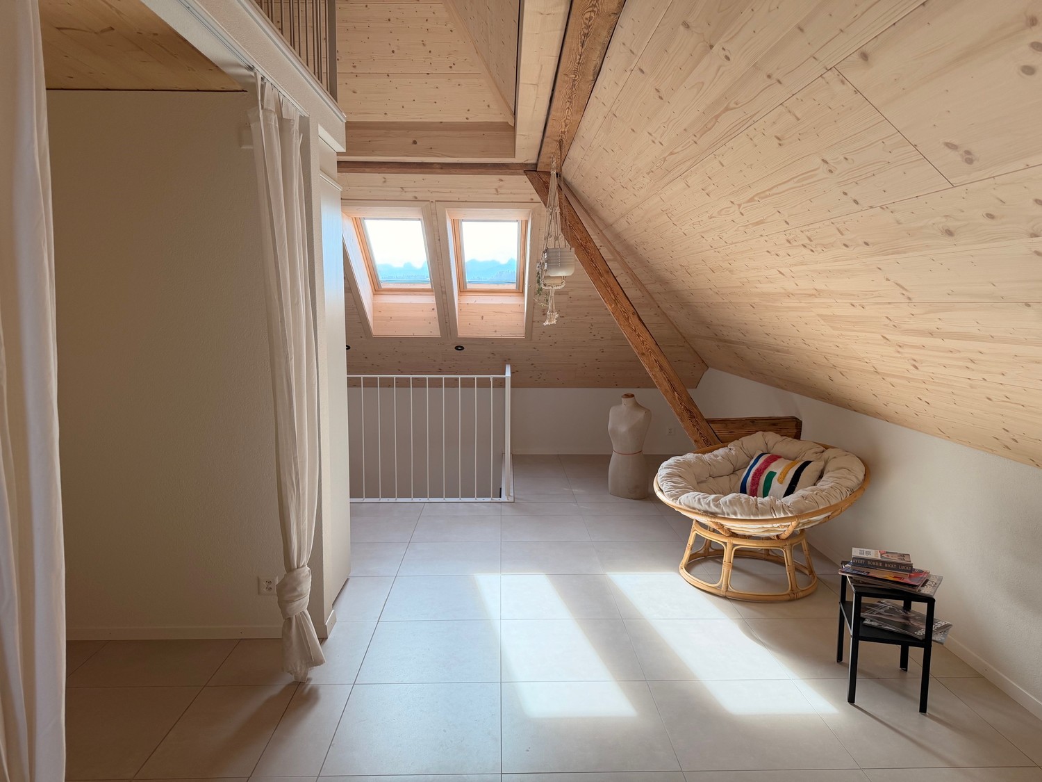Appartement sous les combles, photo 4 sur 10