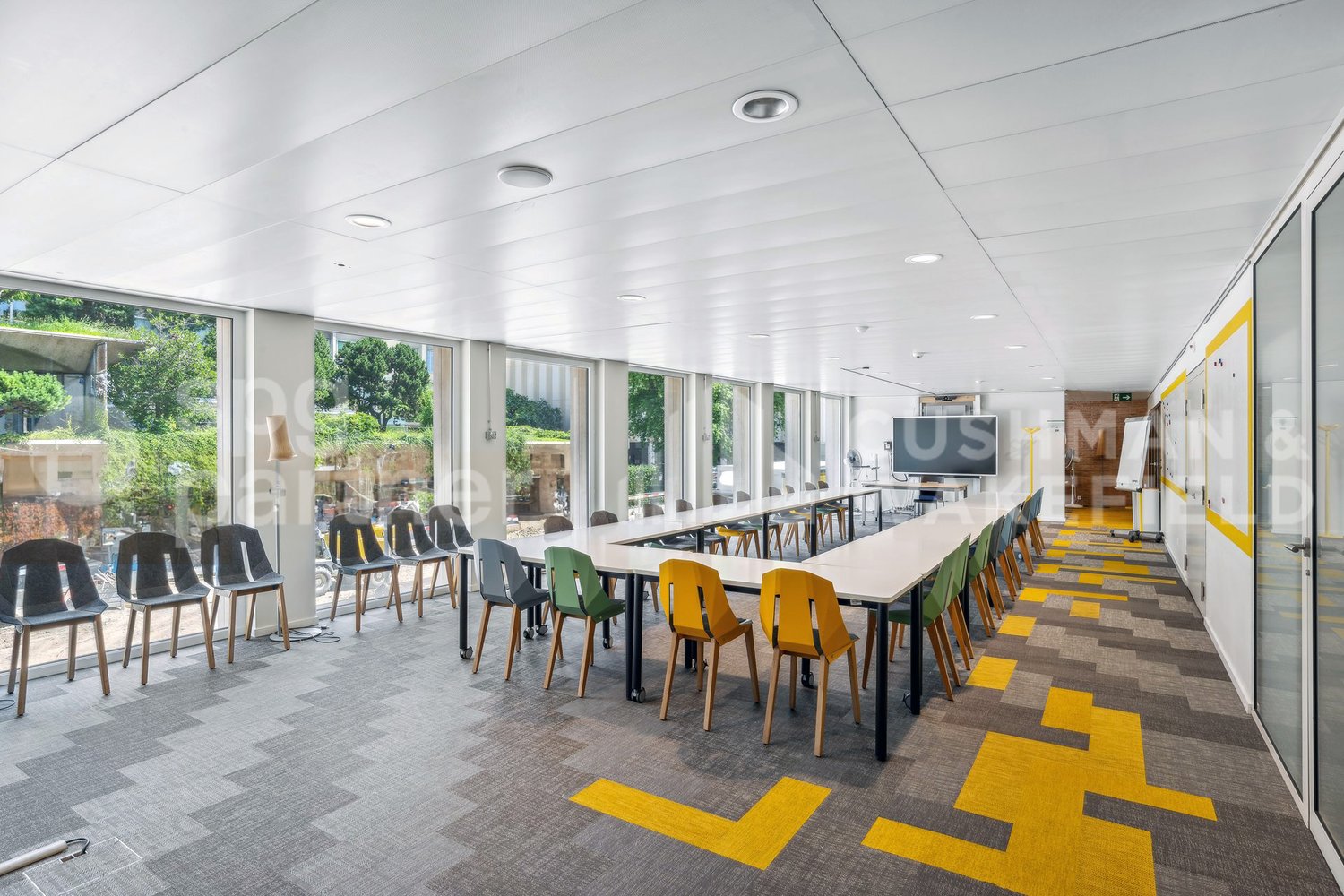 773m² commercial