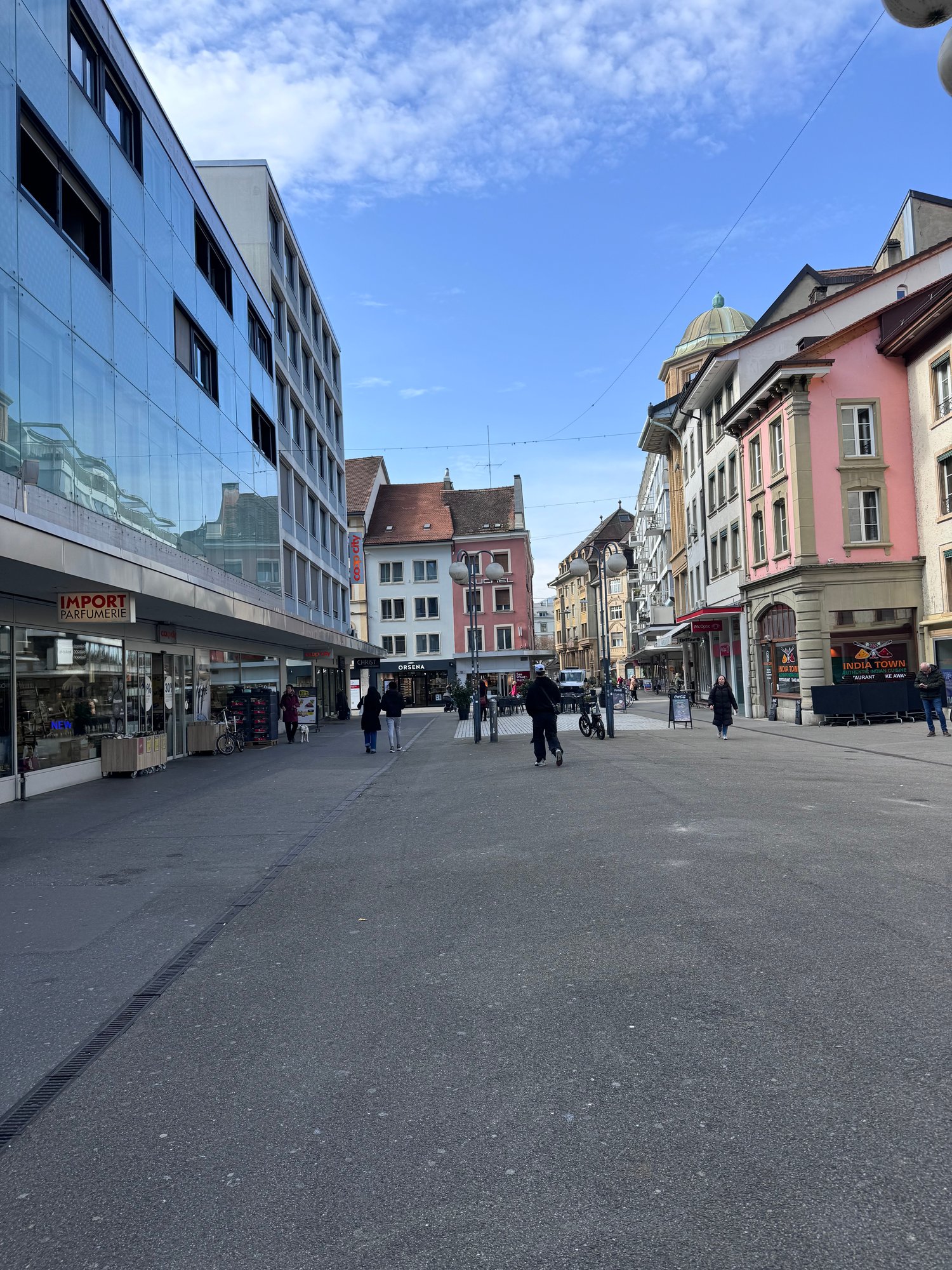 Café de 355m²