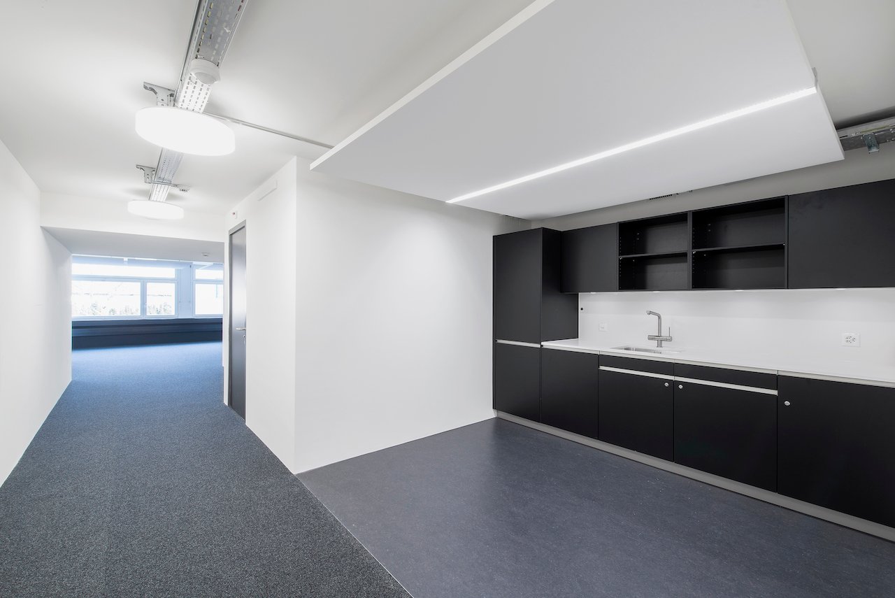 832m² de bureaux