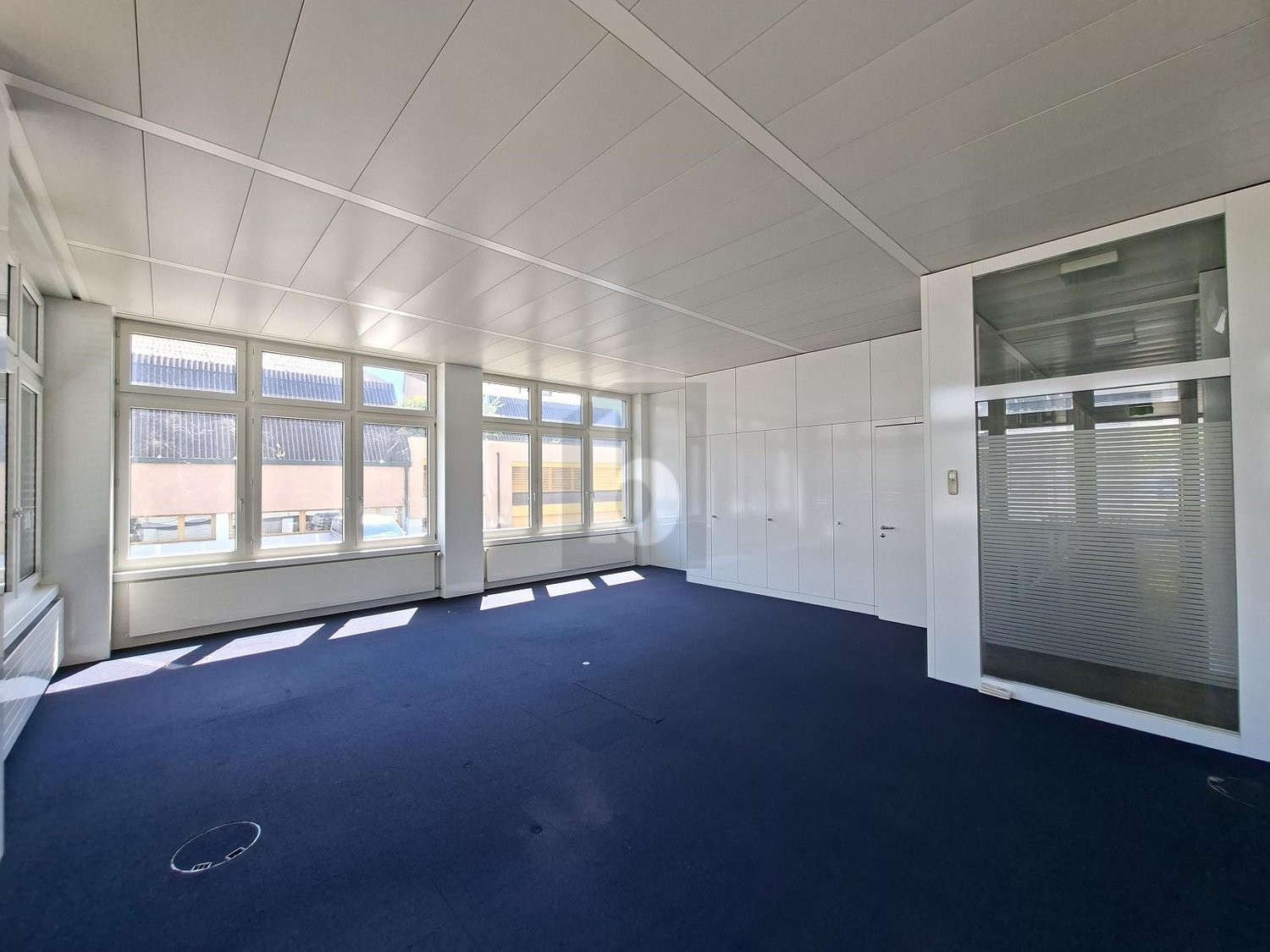 477m² bureau