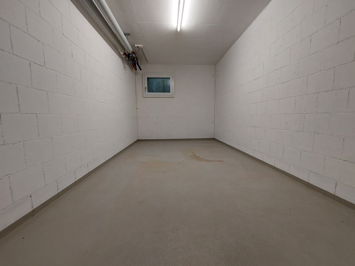 Pièce de loisirs de 12m², photo 2 sur 2