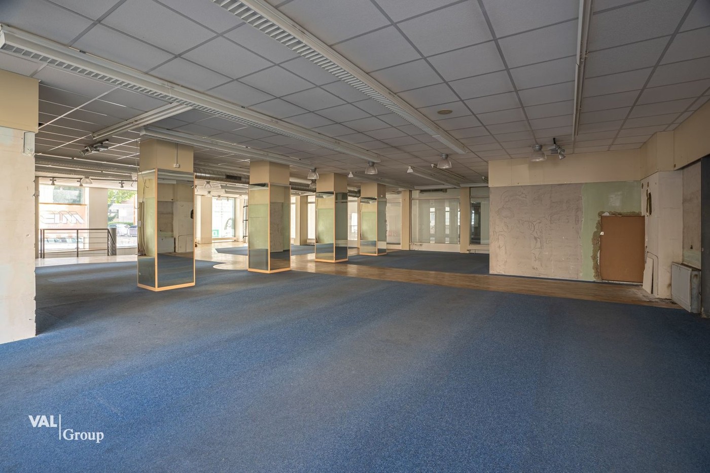 400m² habitation / commercial building, photo 5 sur 10