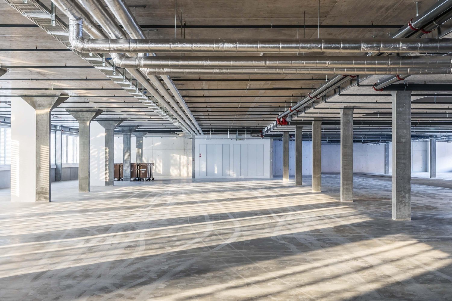 3300m² commercial
